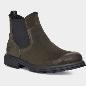 UGG Baltimore Chelsea Dark Olive Green  Size 8.5